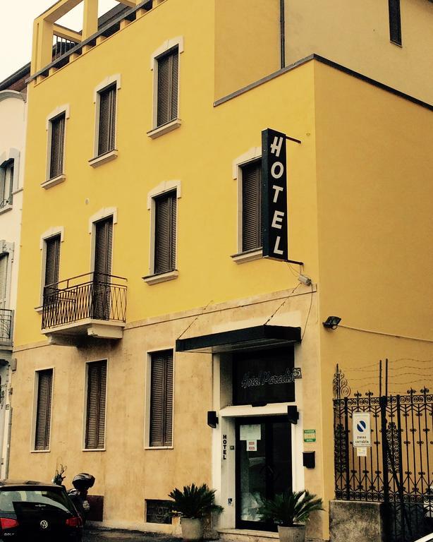 Hotel Paradiso Milánó Kültér fotó