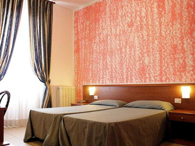 Hotel Paradiso Milánó Kültér fotó