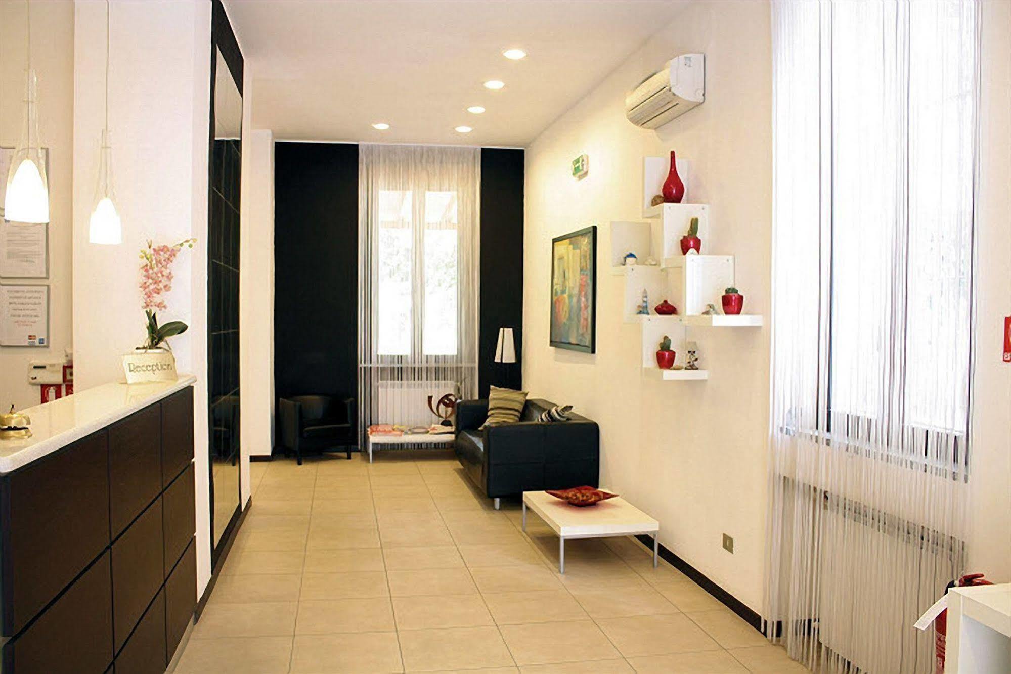 Hotel Paradiso Milánó Kültér fotó